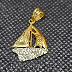 mat thuyền đuôi t DOJ